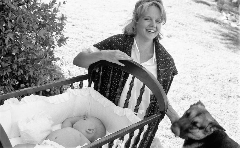 Interview: At Home With Linda Purl On Mother's Day Image
