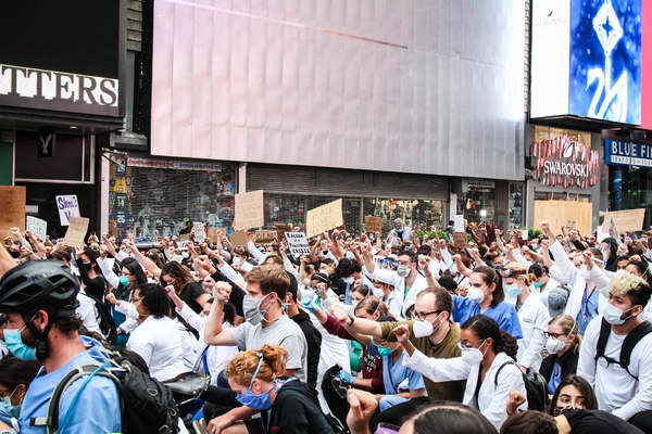 Photo Flash: New Yorkers Take To The Streets For Black Lives Matter Protests Image