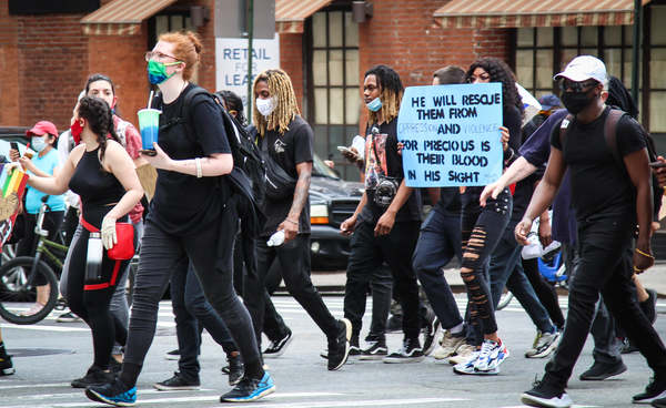 Photo Flash: New Yorkers Take To The Streets For Black Lives Matter Protests Image