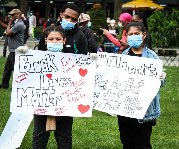 Photo Flash: New Yorkers Take To The Streets For Black Lives Matter Protests Image