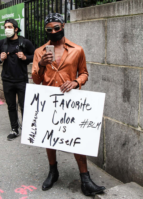 Photo Flash: New Yorkers Take To The Streets For Black Lives Matter Protests Image