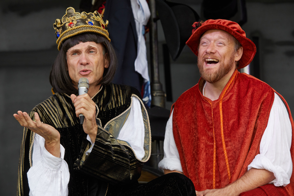 Photo Flash: HORRIBLE HISTORIES: BARMY BRITAIN Opens at Henley's Car Park Party Image