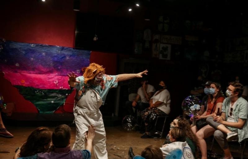 Feature: A MIDSUMMER NIGHT'S DREAM Delights Audiences With Live Performances At Pinot's Palette Image