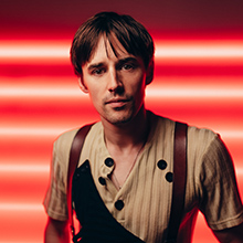 Feature: Check Out These 11 Sensational Stagey Songwriters Image