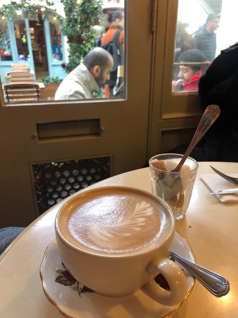 BWW Blog: Embracing the Unknown in London - Featuring a Hapa Girl, Cappuccinos, & a Trip to Amsterdam Image