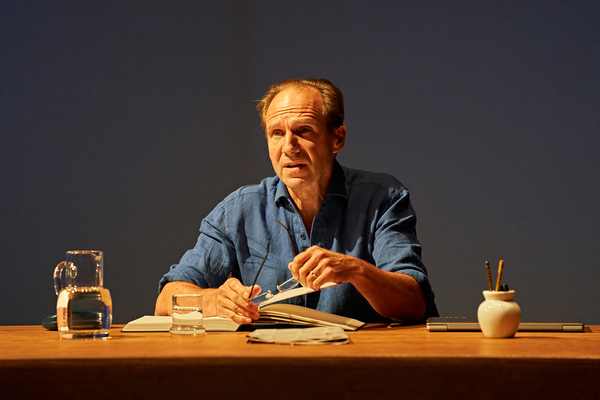Photo Flash: See Ralph Fiennes in Bridge Theatre's BEAT THE DEVIL 