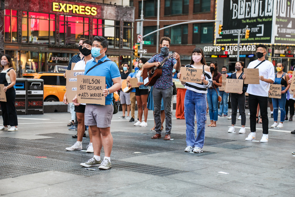 Photo Flash: Artists Gather in Times Square for Be An #ArtsHero Campaign 