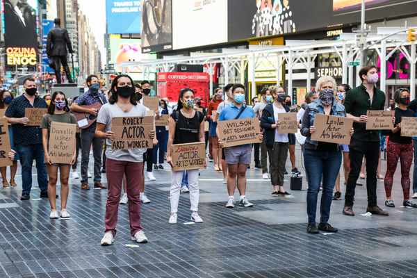 Photo Flash: Artists Gather in Times Square for Be An #ArtsHero Campaign 