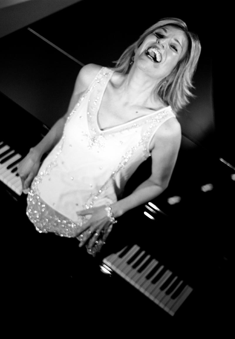 Interview: At Home With Karen Mason Regarding Upcoming Appearances Image