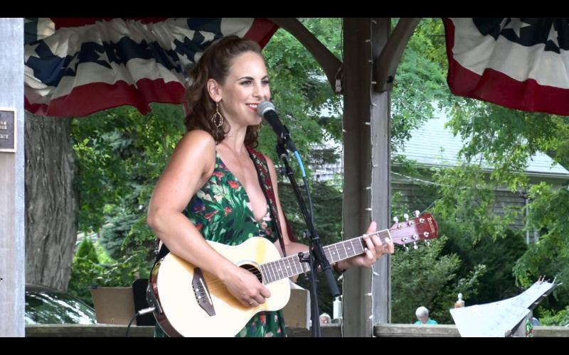 BWW Previews: Dawn Derow Presents BACKYARD TROUBADOURS Concert October 3rd Image