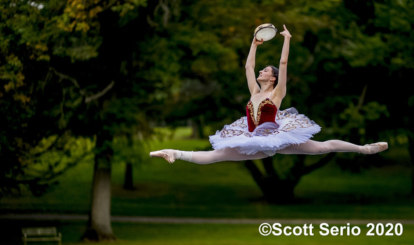 BWW Previews: INAUGURAL FALL GATHERING OF DANCE at Red Rose Farm Image