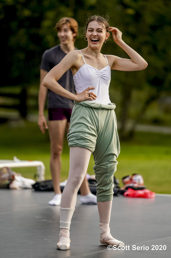 BWW Previews: INAUGURAL FALL GATHERING OF DANCE at Red Rose Farm Image