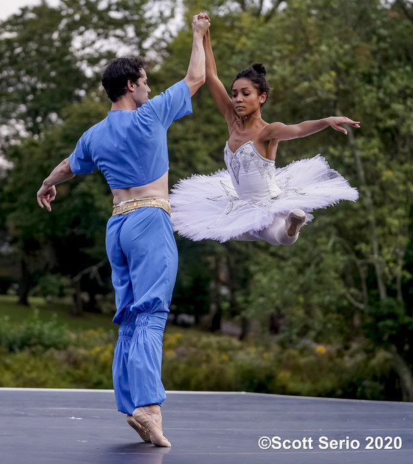 BWW Previews: INAUGURAL FALL GATHERING OF DANCE at Red Rose Farm Image