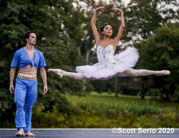 BWW Previews: INAUGURAL FALL GATHERING OF DANCE at Red Rose Farm Image