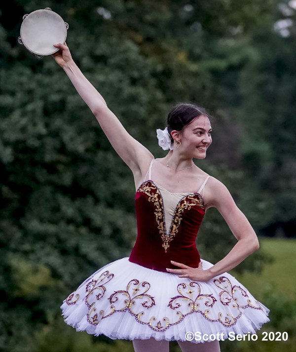 BWW Previews: INAUGURAL FALL GATHERING OF DANCE at Red Rose Farm Image