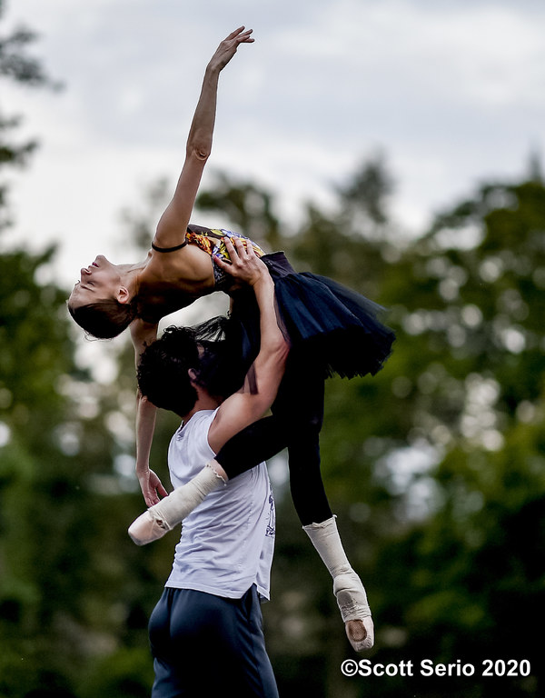 BWW Previews: INAUGURAL FALL GATHERING OF DANCE at Red Rose Farm Image