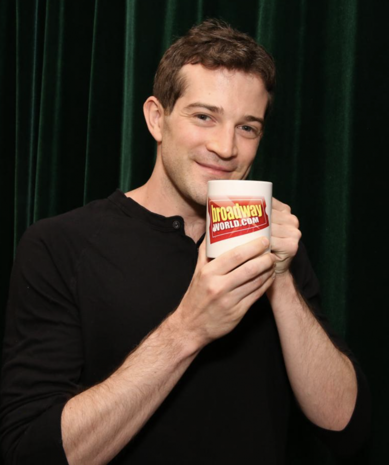 Wake Up With BWW 9/28: ANGELS IN AMERICA Benefit With Close, Linney, LuPone, and More! Image