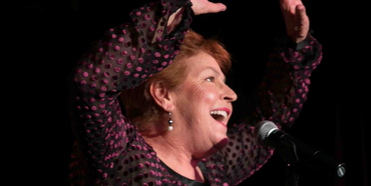 Australian Feminist Icon Helen Reddy Passes Away at 78 Photo