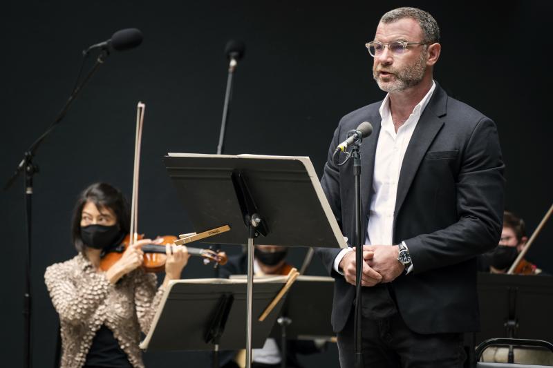 Video & Photos: Liev Schreiber Narrates Orpheus Chamber Orchestra's New Translation of EGMONT 