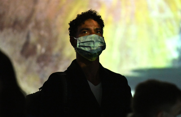 Photo Flash: VAN GOGH ALIVE Has UK Premiere at Birmingham Hippodrome Image