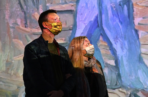 Photo Flash: VAN GOGH ALIVE Has UK Premiere at Birmingham Hippodrome Image