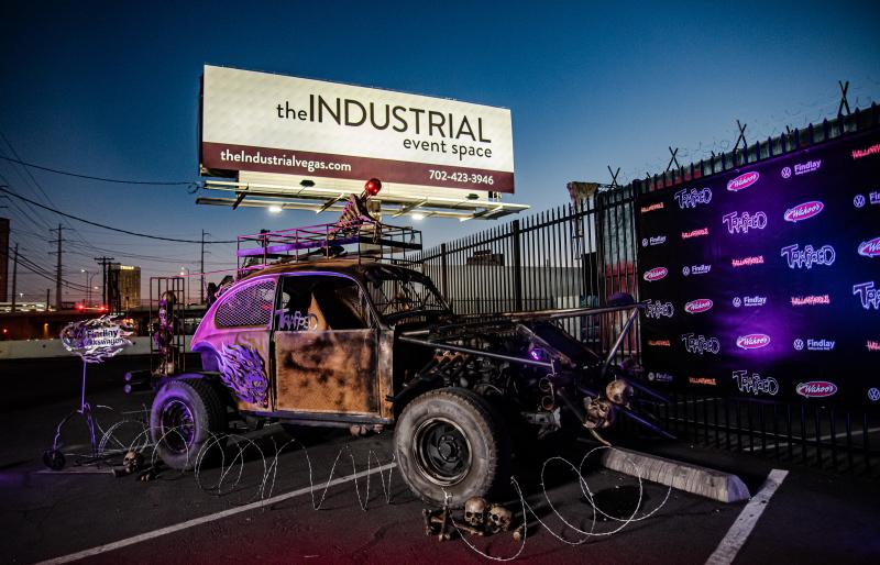 Feature: TRAPPED BY HALLOWHEELS DRIVE-IN HAUNTED EXPERIENCE 'Terrorizes' at The Industrial Event Space 