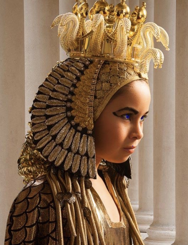 Feature: Ava Nicole Frances And The Divas of Halloween Image
