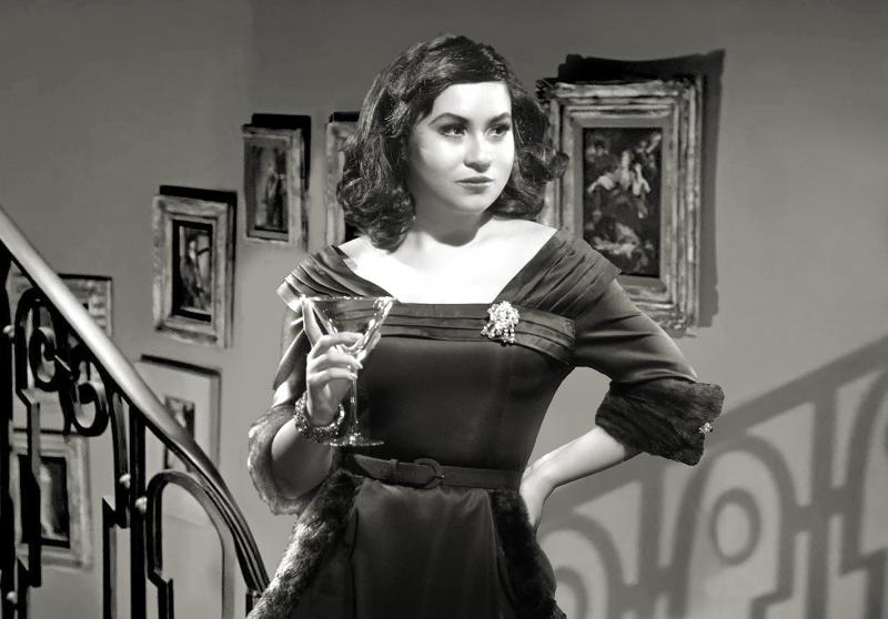 Feature: Ava Nicole Frances And The Divas of Halloween Image