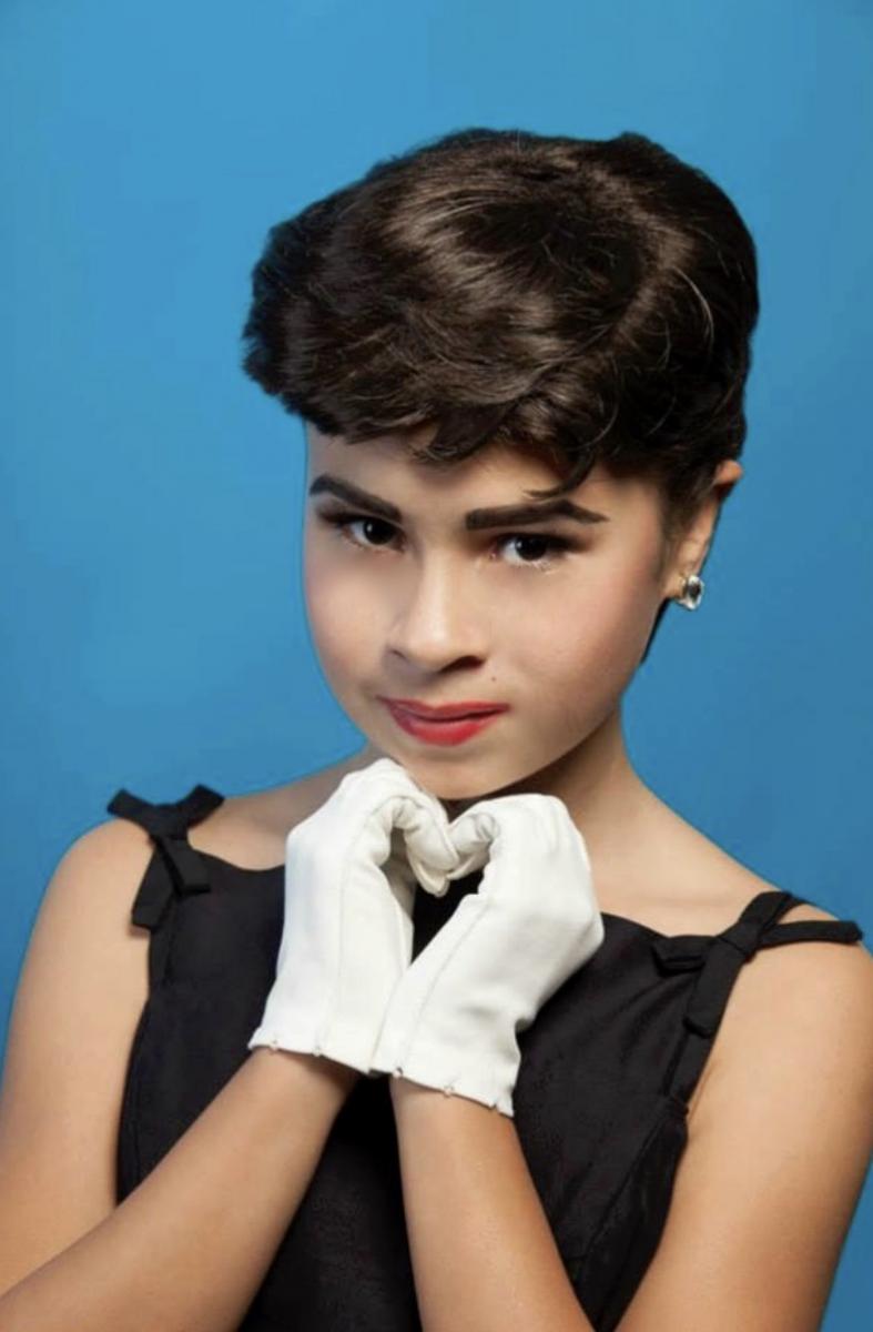 Feature: Ava Nicole Frances And The Divas of Halloween Image