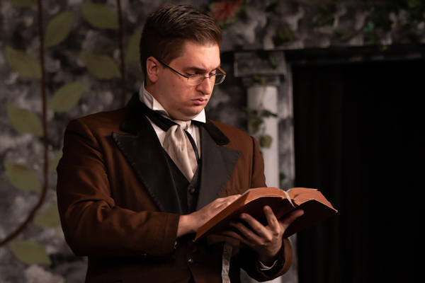 Photo Coverage: First look at Curtain Players' SENSE & SENSIBILITY Image