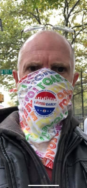 Feature: Cabaret and Concert Artists Flock To Polls For Early Voting Image