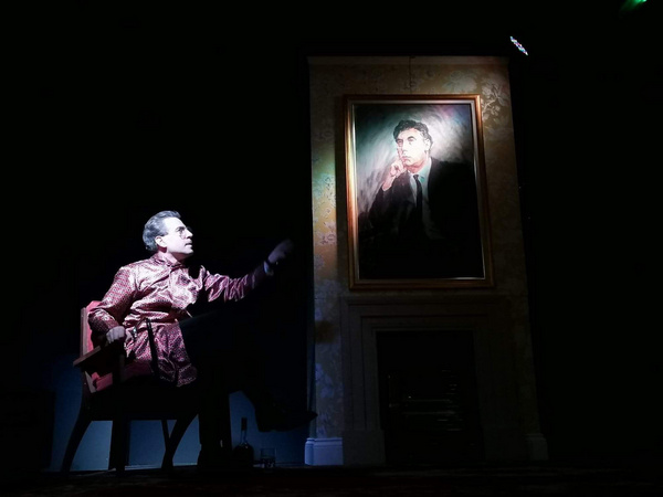 Photo Flash: First Look at The World Premiere Of HOWERD'S END Image