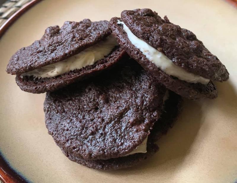 Interview: At Home With Karen Mack and A LOT of Cookies Image