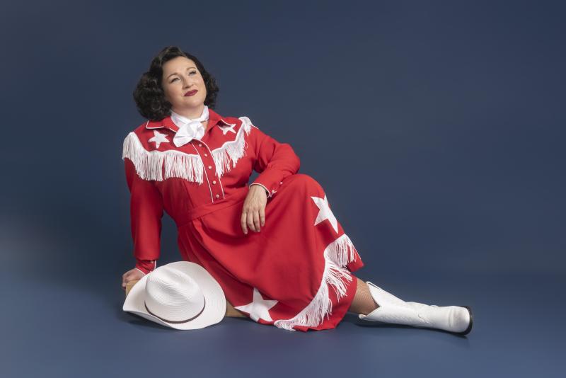 BWW Previews: HEATHER KRUEGER BRINGS PATSY CLINE TO LIFE at Straz's Jaeb Theater  Image