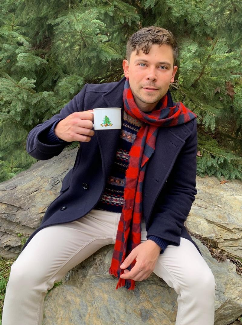 Interview: Edmund Bagnell Debuts Solo Album CHRISTMAS AT HOME Image