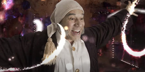 Watch Wolfe, Burstein & More in Trailer for ESTELLA SCROOGE Video