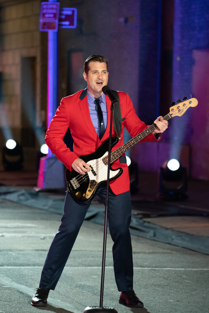 Photo Flash: Casts of MEAN GIRLS, AIN'T TOO PROUD, JAGGED LITTLE PILL, JERSEY BOYS, CHICAGO, DIANA: THE MUSICAL and RENT Unite for ONE NIGHT ONLY: THE BEST OF BROADWAY Image