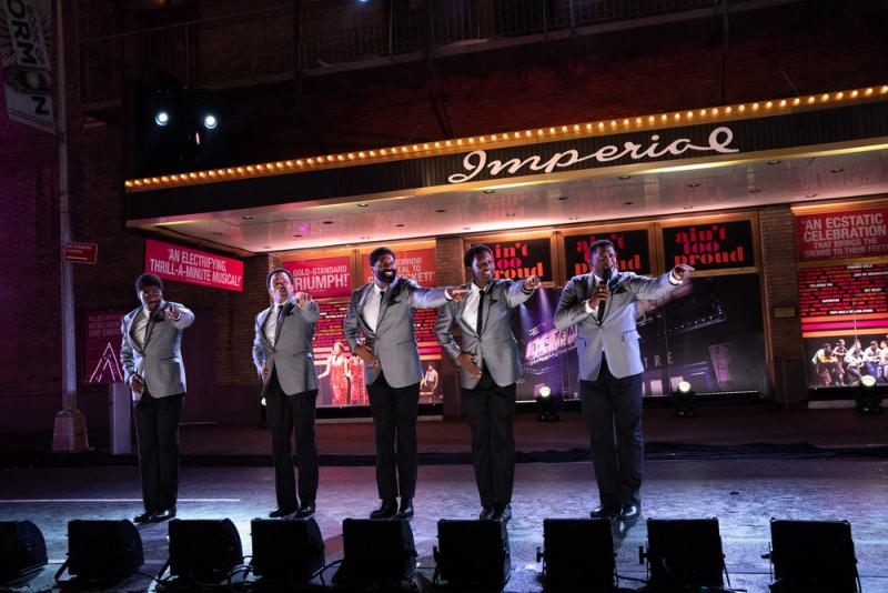 Photo Flash: Casts of MEAN GIRLS, AIN'T TOO PROUD, JAGGED LITTLE PILL, JERSEY BOYS, CHICAGO, DIANA: THE MUSICAL and RENT Unite for ONE NIGHT ONLY: THE BEST OF BROADWAY Image