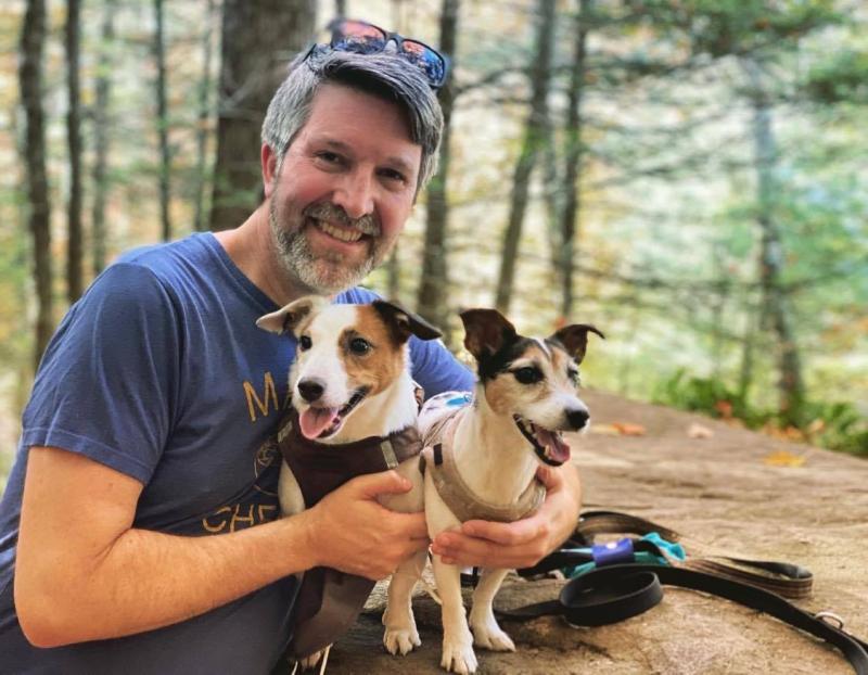 Feature: Cabaret Critters Image