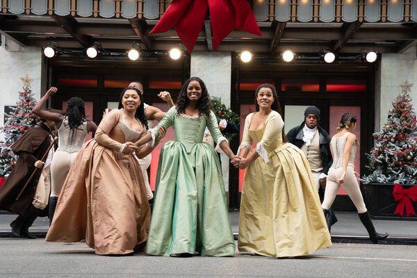 Photo Flash: The Casts of JAGGED LITTLE PILL, HAMILTON, MEAN GIRLS, and AIN'T TOO PROUD Perform at the MACY'S THANKSGIVING DAY PARADE Image
