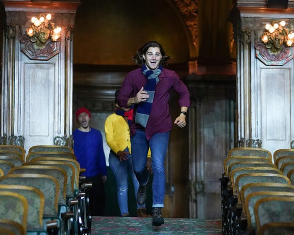 Photo Flash: First Look at Reunited Disney Casts in The Disney Holiday Singalong! 