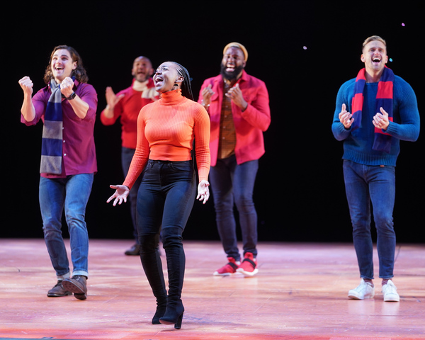 Photo Flash: First Look at Reunited Disney Casts in The Disney Holiday Singalong! Image
