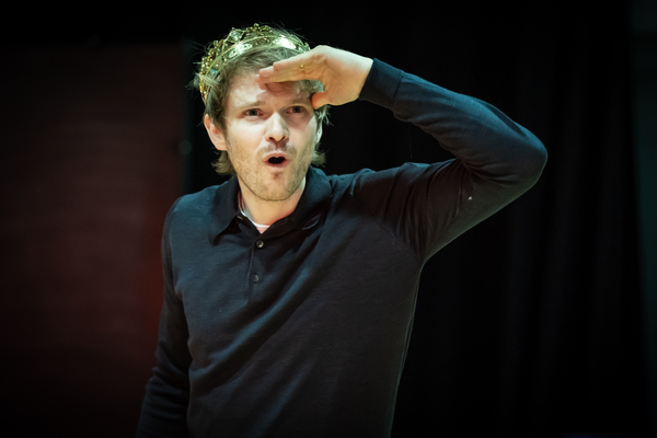 Photo Flash: Inside Rehearsal For THE COMEBACK at the Noel Coward Theatre Image