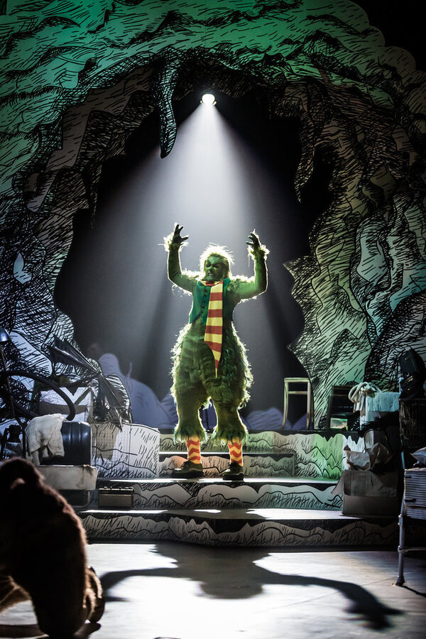 Photo Flash: Matthew Morrison Stars in DR. SEUSS' THE GRINCH MUSICAL! Image