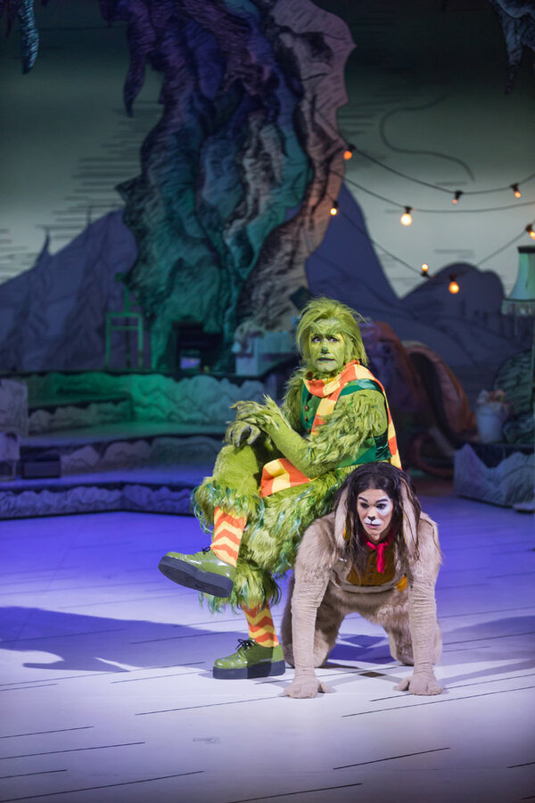 Photo Flash: Matthew Morrison Stars in DR. SEUSS' THE GRINCH MUSICAL! Image