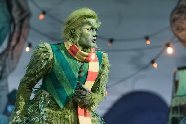 Photo Flash: Matthew Morrison Stars in DR. SEUSS' THE GRINCH MUSICAL! Image