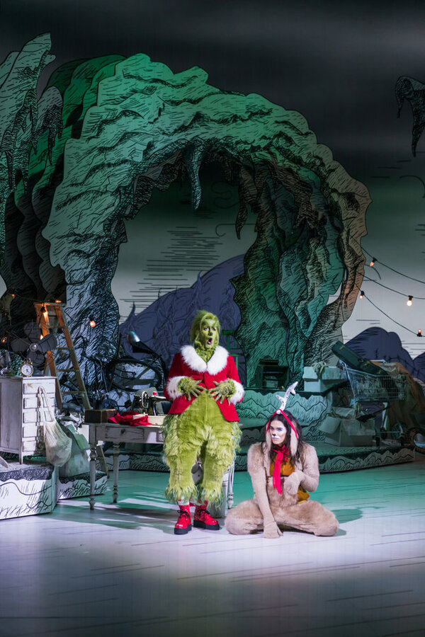 Photo Flash: Matthew Morrison Stars in DR. SEUSS' THE GRINCH MUSICAL! Image