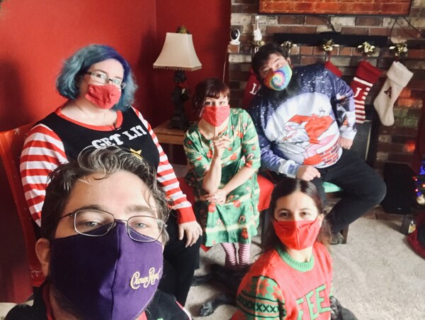 Photo Flash: Experience Theatre Project Presents A DRUNK CHRISTMAS CAROL Image