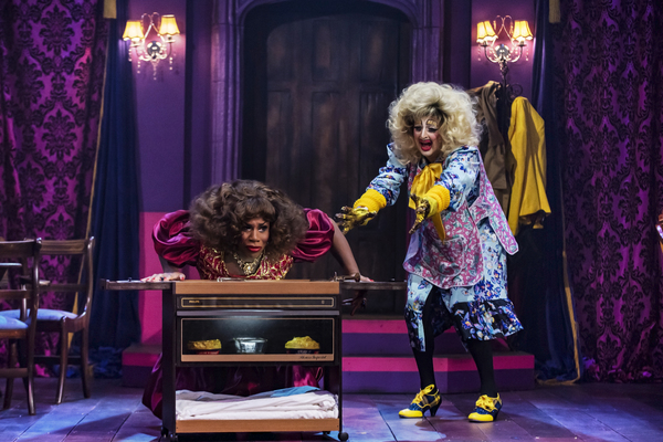 Photo Flash: First Look at DEATH DROP at the Garrick Theatre Image