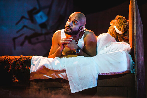 Photo Flash: First Look at the Barn Theatre's One-Man PETER PAN Starring Waylon Jacobs Image